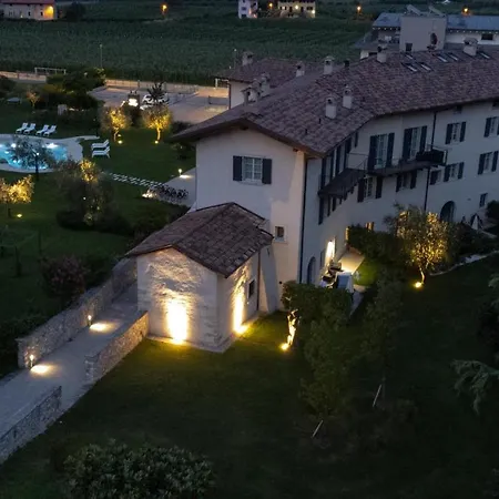아파트호텔 Borgo San Nazzaro 2*