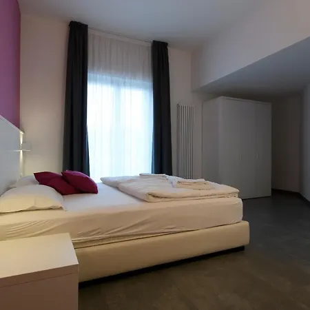 Borgo San Nazzaro 아파트호텔 2*