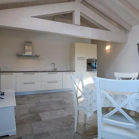 Borgo San Nazzaro 아파트호텔 2*