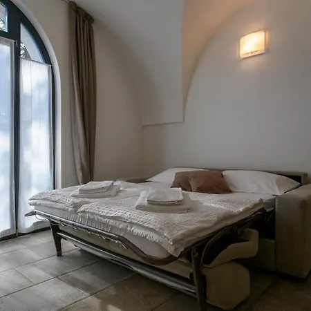 Borgo San Nazzaro 2* 리바 델 이탈리아 베로나